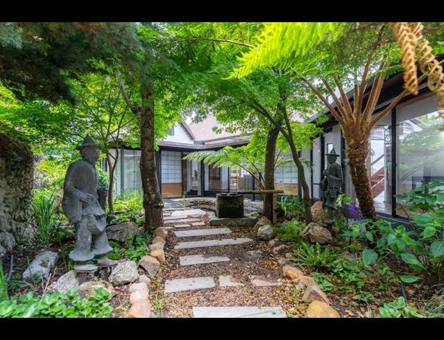 6 BEDROOM HOUSE FOR SALE IN VICTORSKLOOF